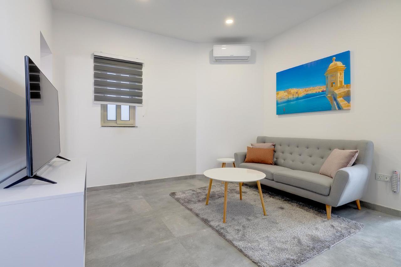 Perfect Location, Modern 2Br Apartment سليمة المظهر الخارجي الصورة