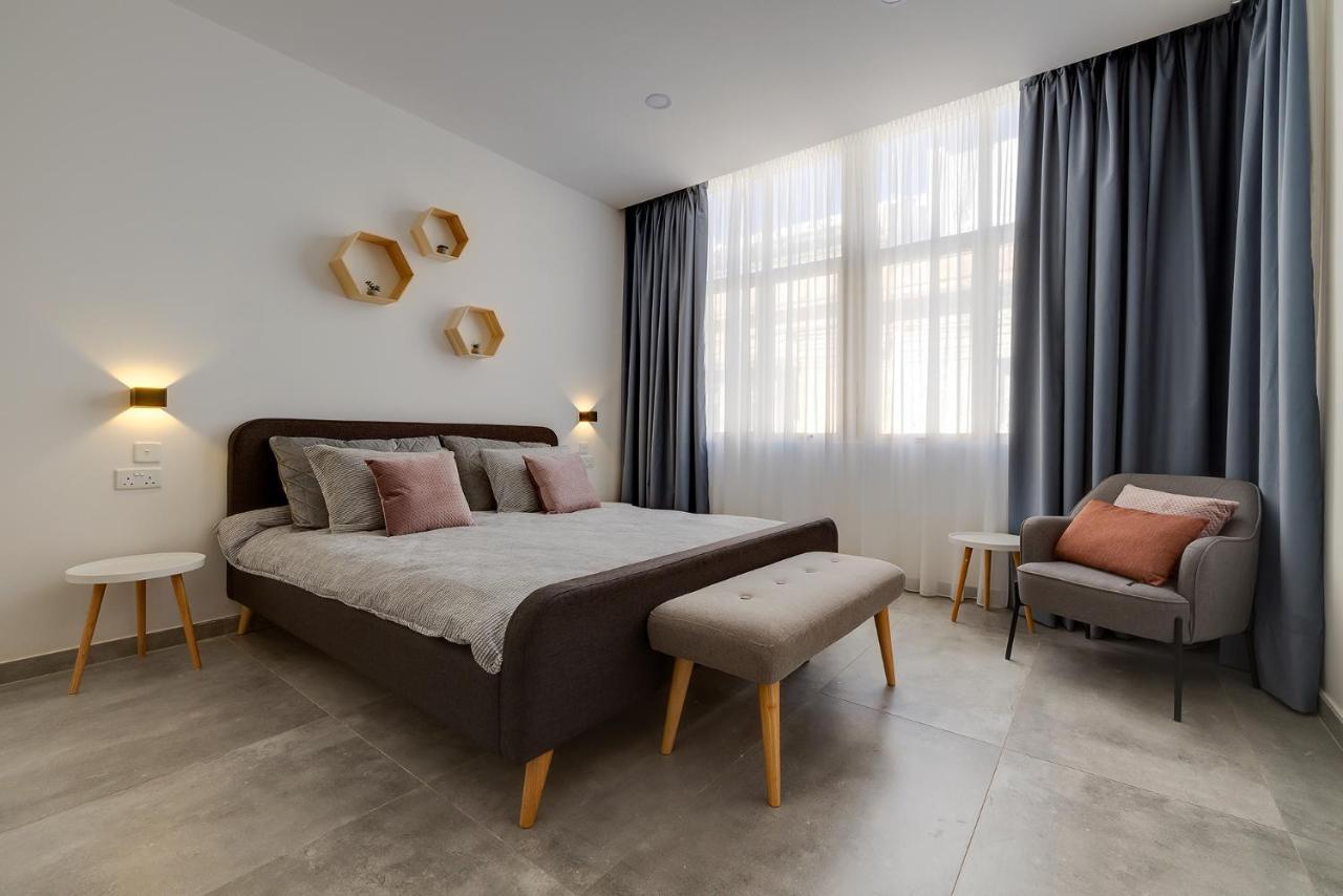 Perfect Location, Modern 2Br Apartment سليمة المظهر الخارجي الصورة